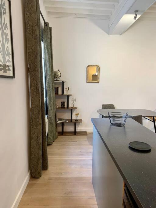 Appartement Renove De Caractere/ Parking Prive Saint-Rémy-de-Provence Esterno foto